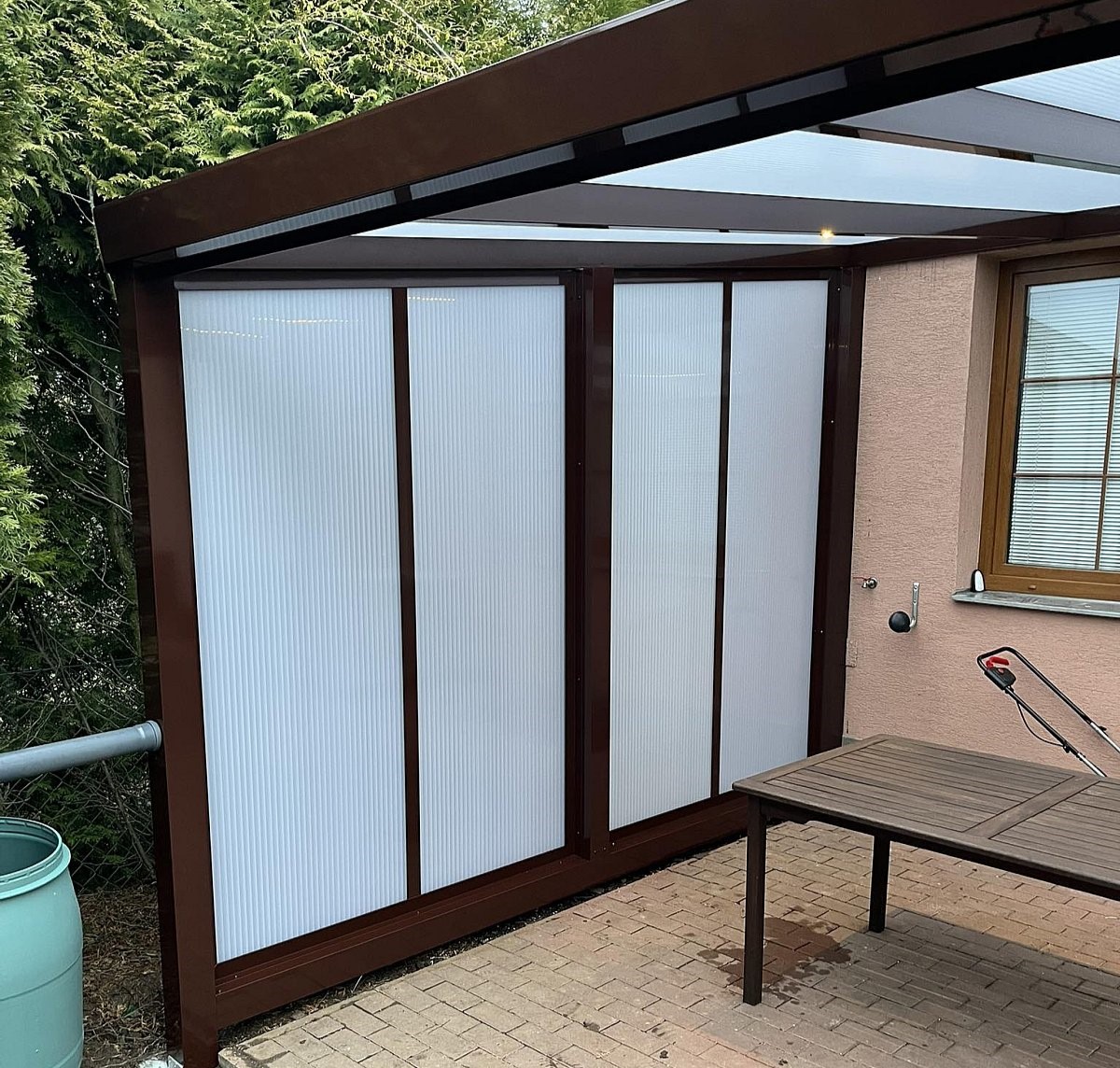 pergola sklo