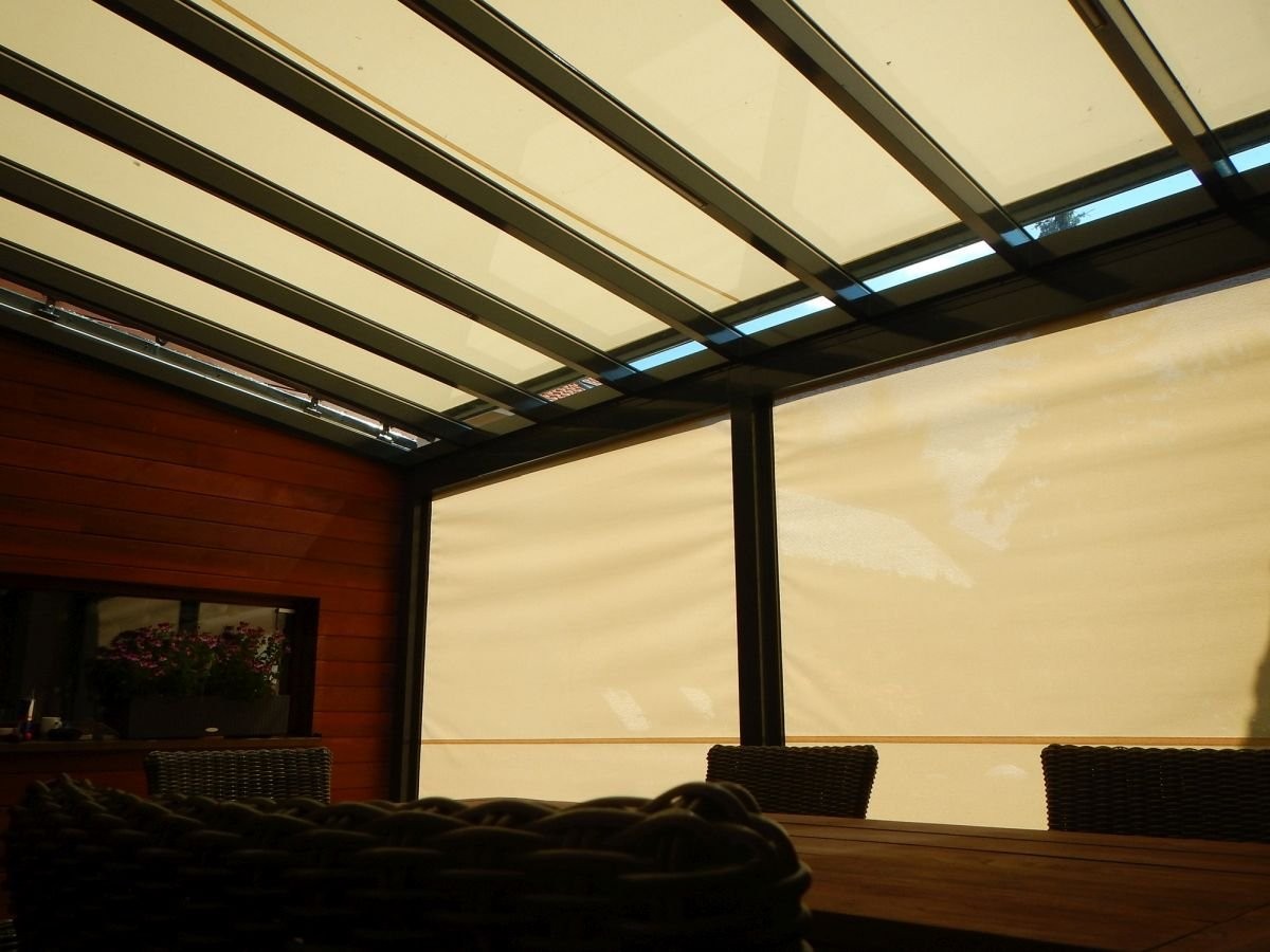 zimní zahrada zatažená