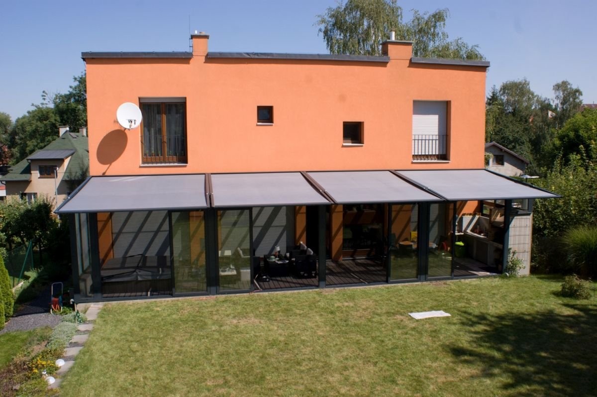 zatažená zimní zahrada